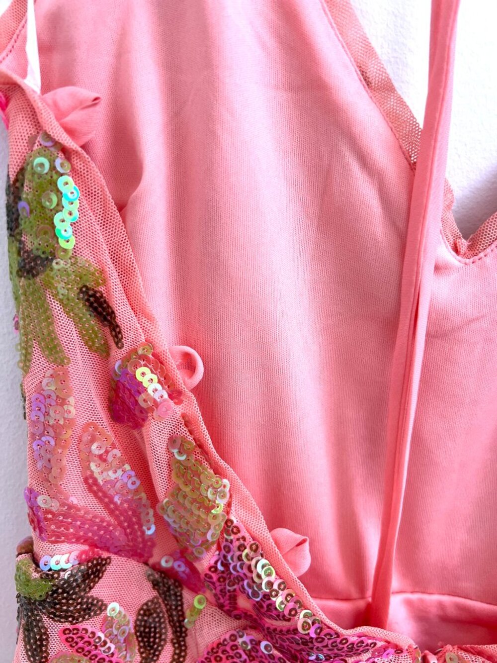 Lulus Neon Coral Pink Iridescent Sequin Floral Halter Backless Mini Dress M NWT - Picture 9 of 12